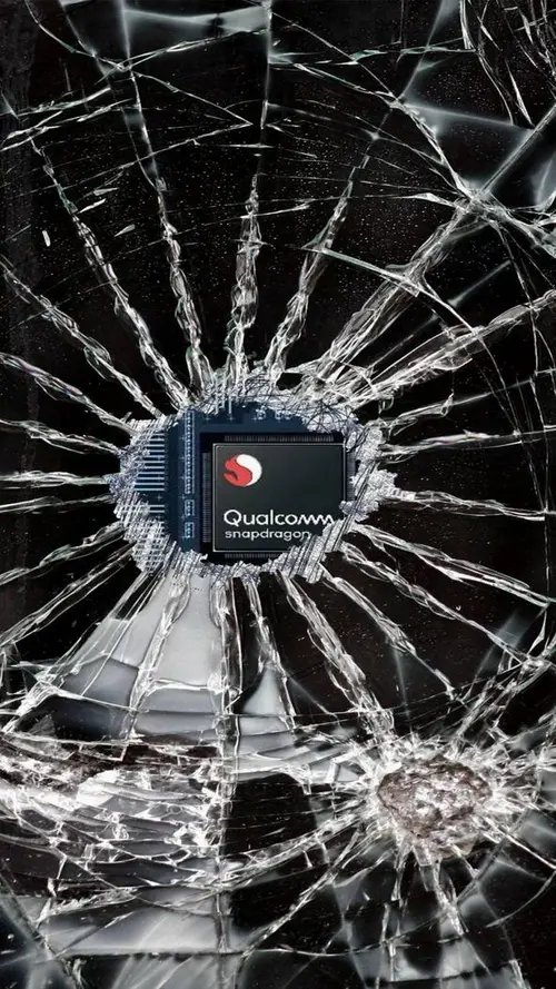 Image "A broken screen with a Qualcomm Snapdragon processor" (1080x1920)