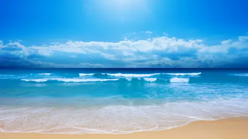 Image "Beautiful beach landscape with waves, sandy shore and bright sky" (3840x2160)
